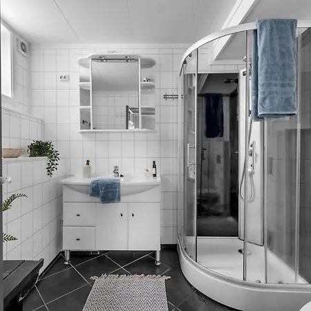 Apartment I Sentrum Med Parkering Tromso